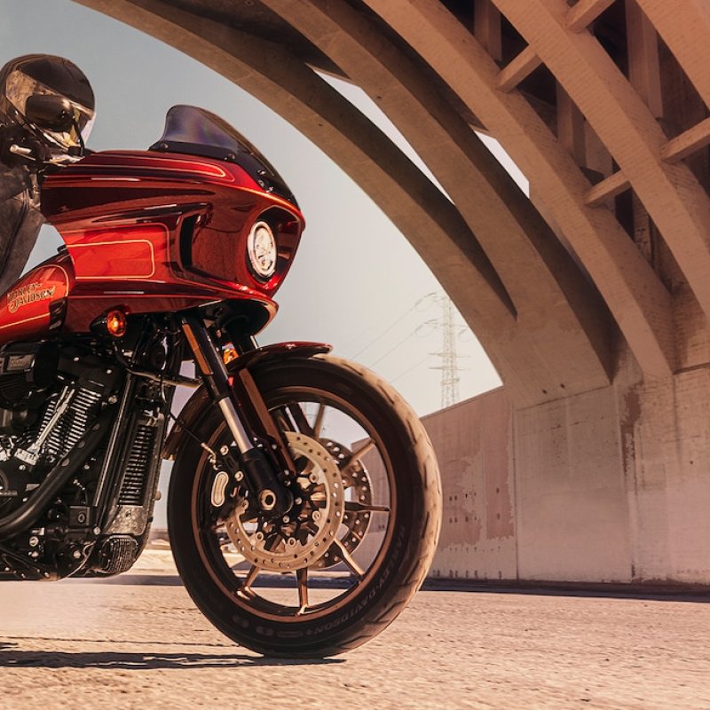 Harley-Davidson lancia il nuovo Low Rider<sup>®</sup> El Diablo in edizione limitata
