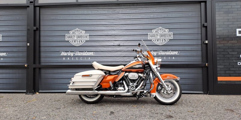 ICON Electra Glide Highway King 114